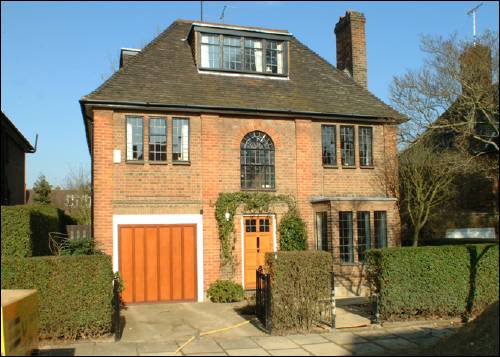 51 Middleway